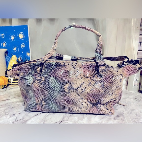 NWOT Aimee Kestenberg large convertible shoulder bag - Picture 2 of 11